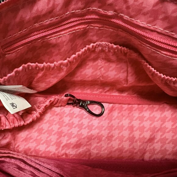 Lug Dash - Picture 6 of 7